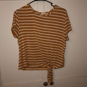 mustard striped tee